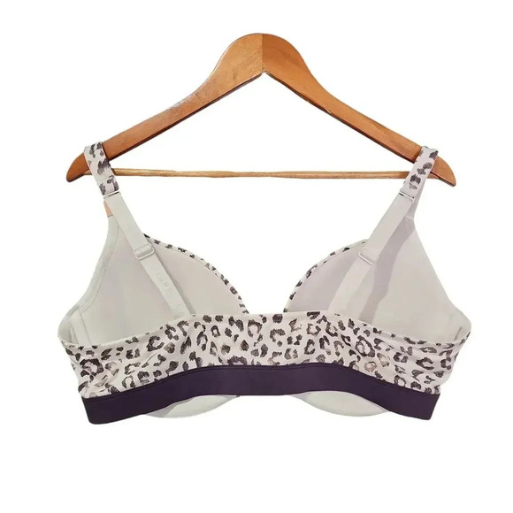 COPY - Cacique Boost Plunge Bra With Cotton Comfort Band Quiet Animal Size 40DD… - Picture 6 of 10